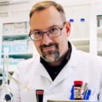 porträttbild av Henrik Green.