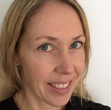 Erika Tång Hallbäck